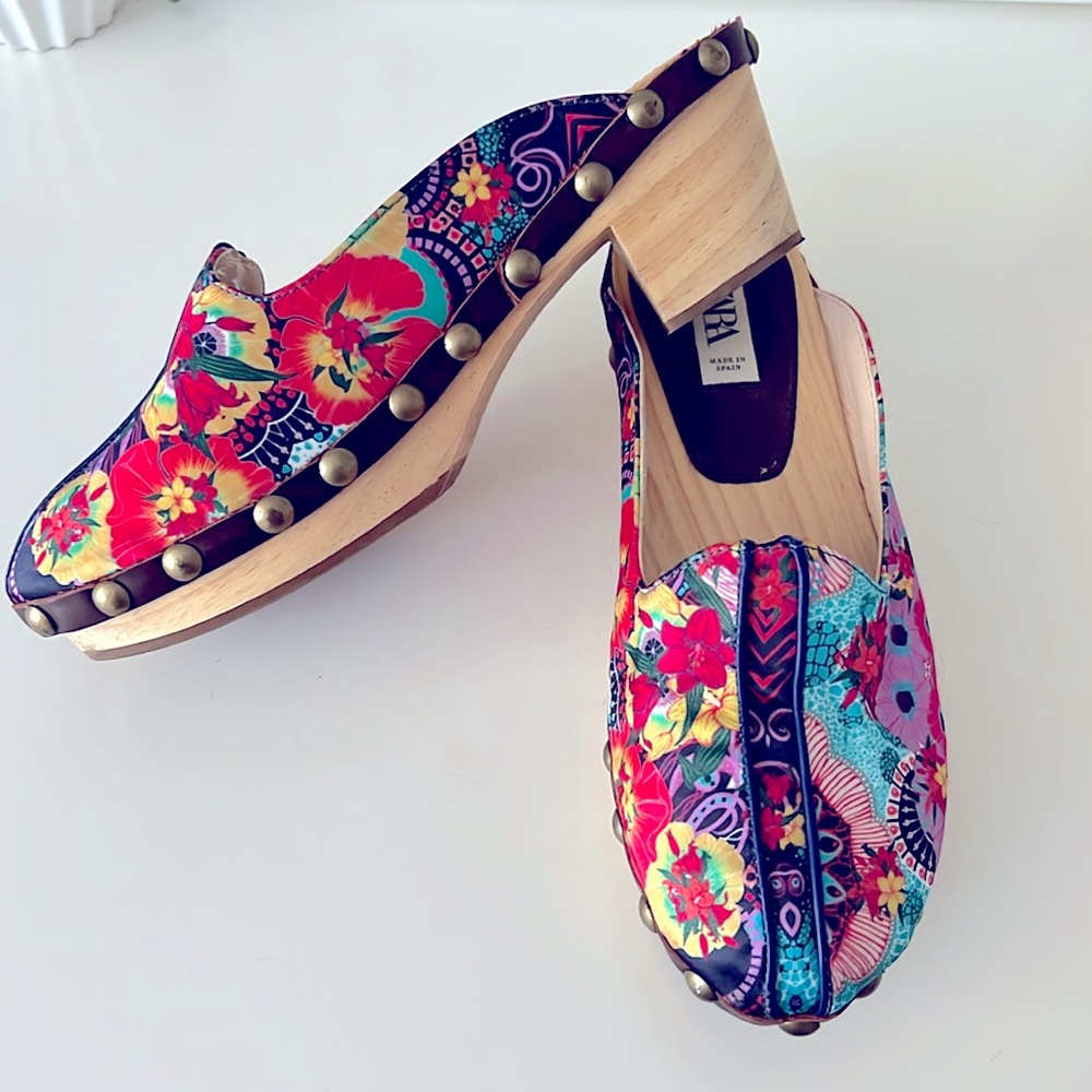 Zara Wooden Colorful Clogs